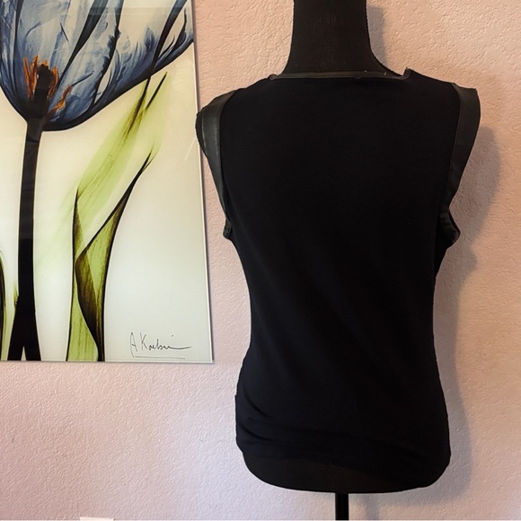 shirt size small - Picture 4 of 8